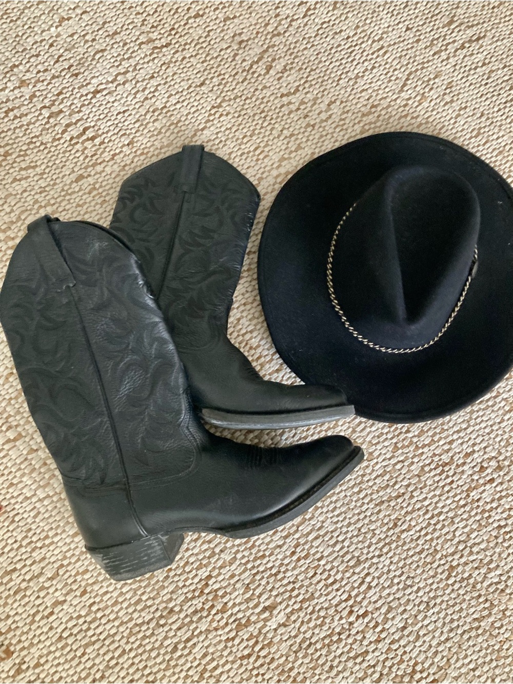 Stetson cowboy hat and boots!